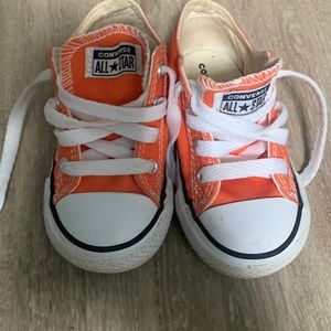 Converse sneakers Children size 6